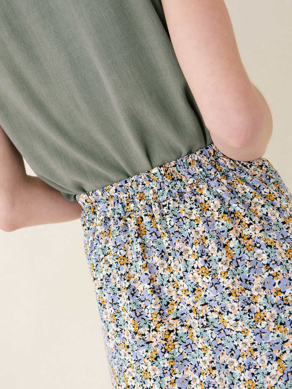 FALDA ROBIN FREESIA