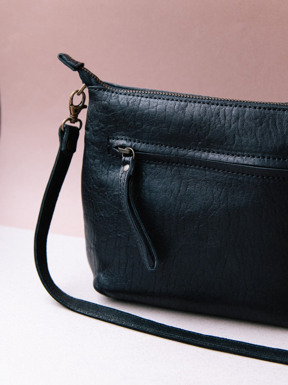 BANDOLERA CUIROTS KELLY NEGRA