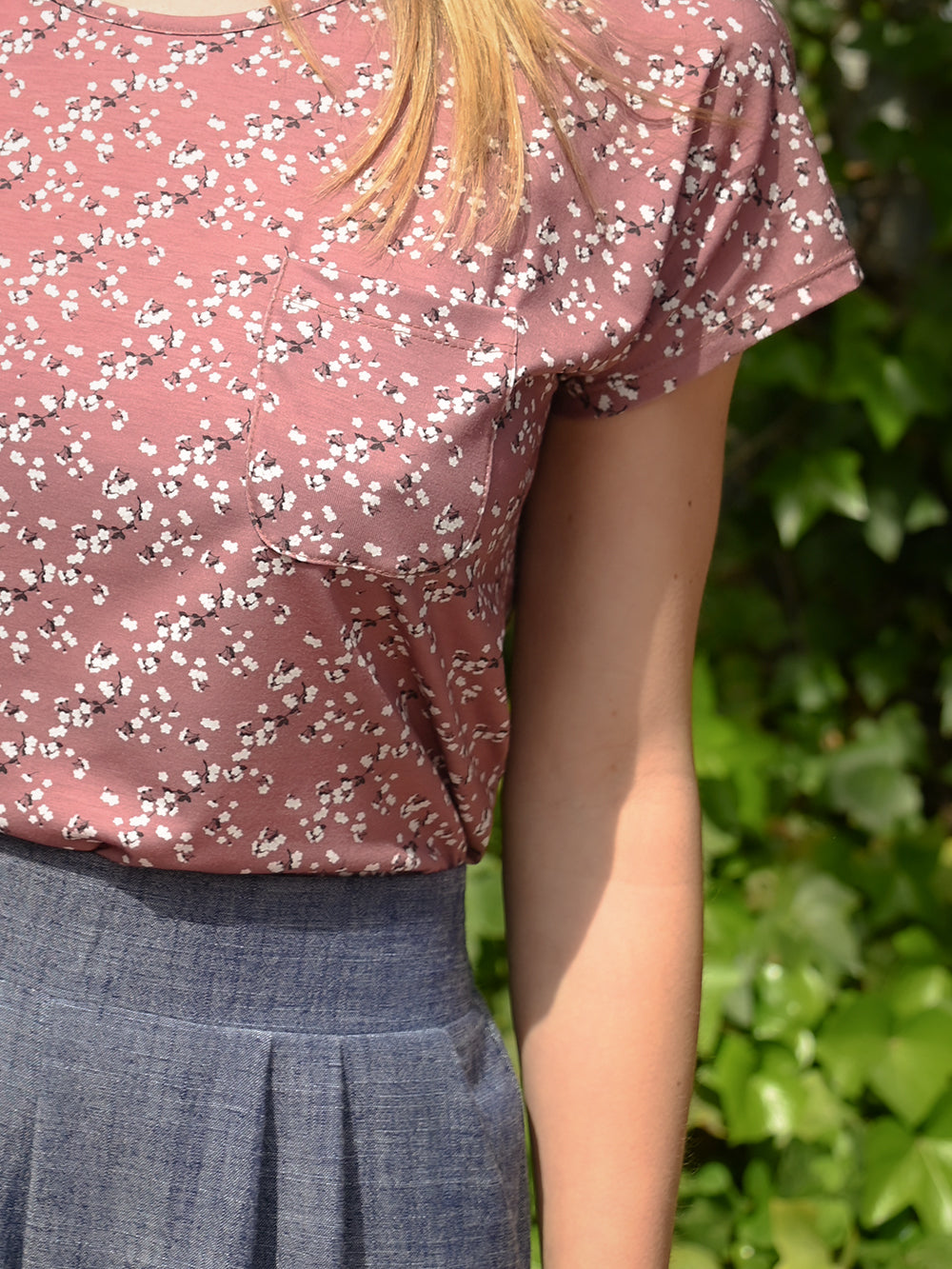 ARLET BLOSSOM FIG T-SHIRT