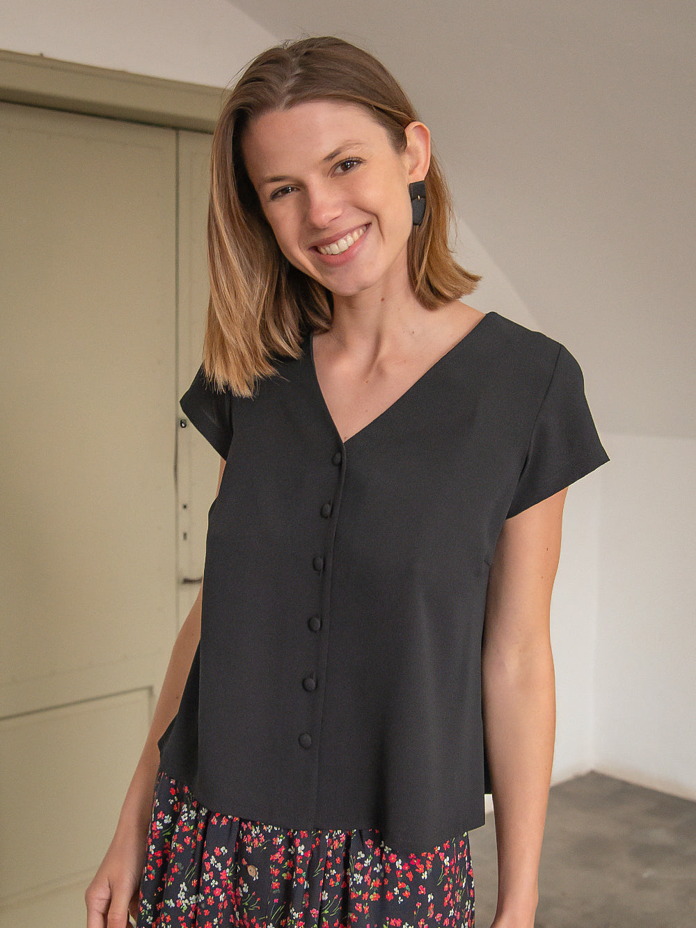 NORA BLACK SHIRT