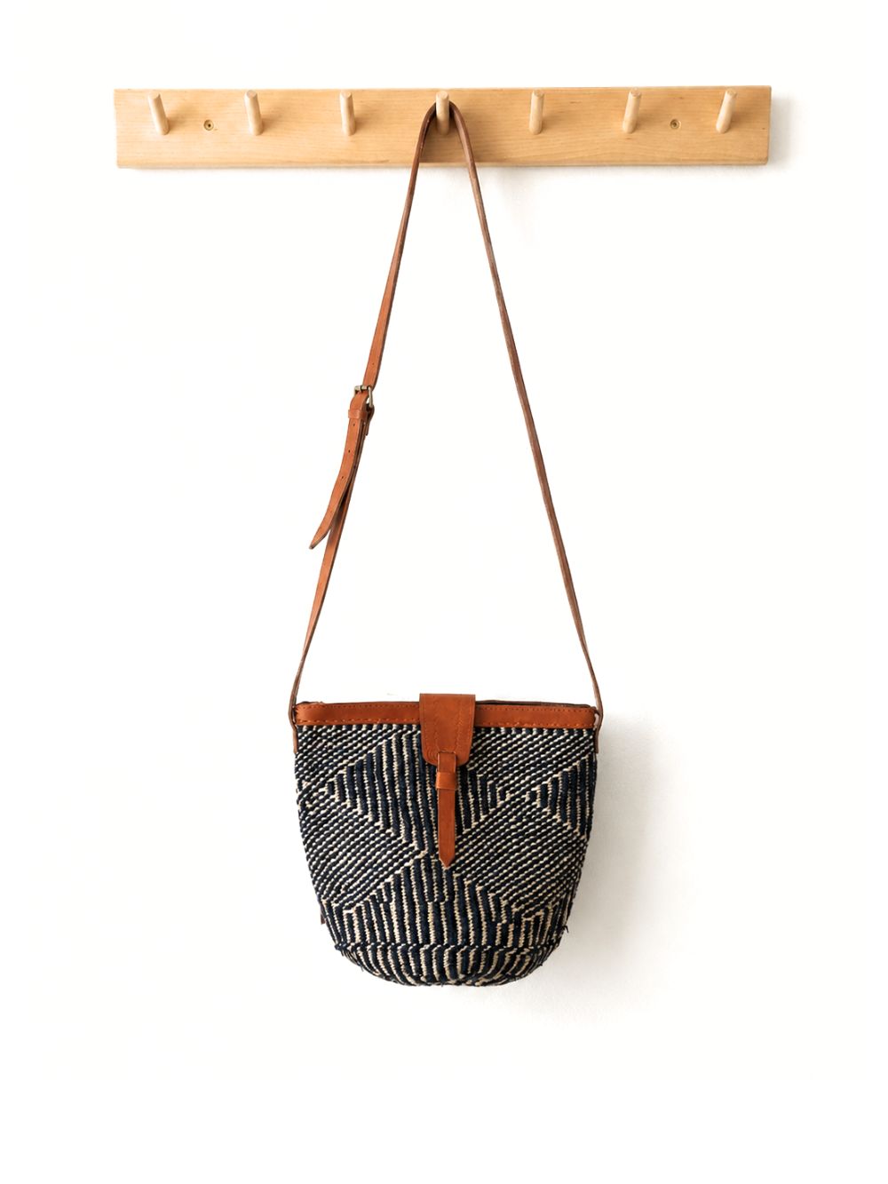 BOSSA VERA NAVY 7