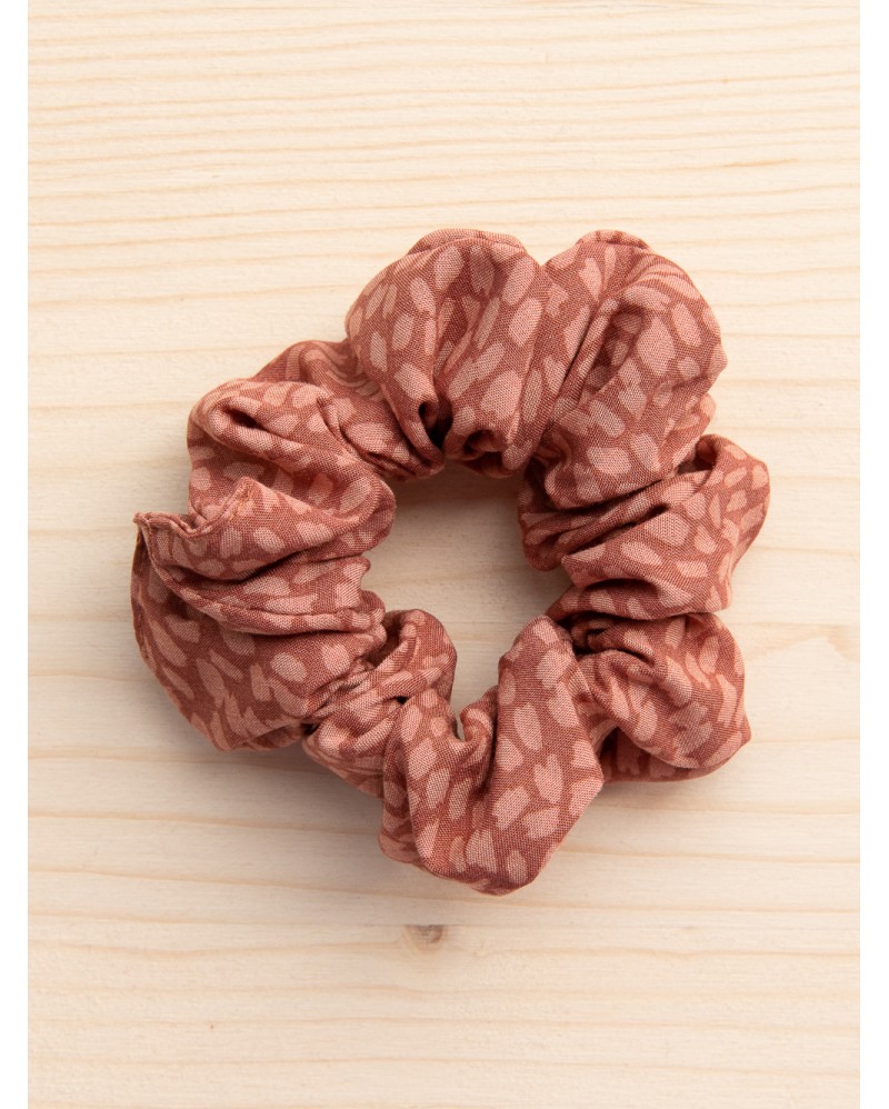 SOLIDARY SCRUNCHIE STONES