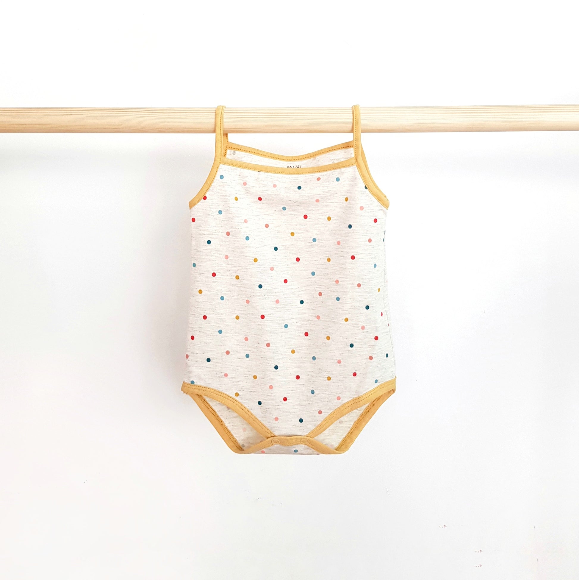 BODY TIRANTES CONFETI