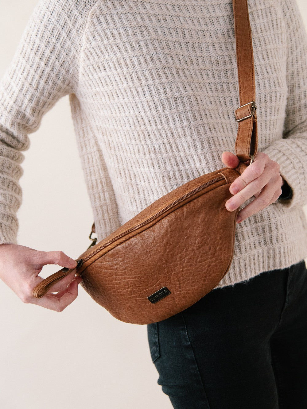 RIÑONERA CUIROTS KELLY CAMEL