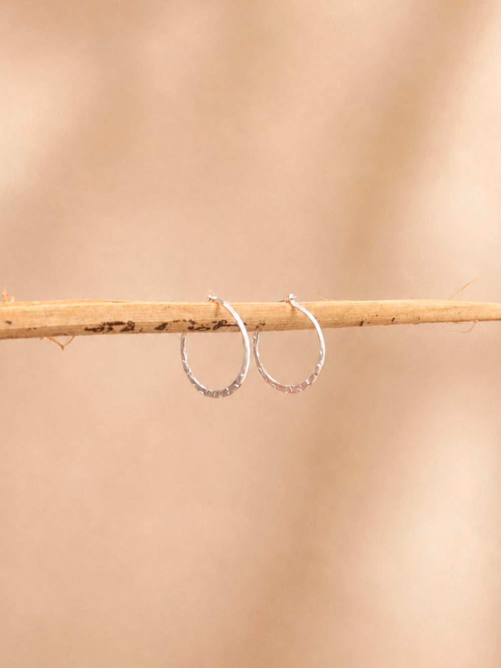 18MM FLAT SILVER HOOP EARRINGS