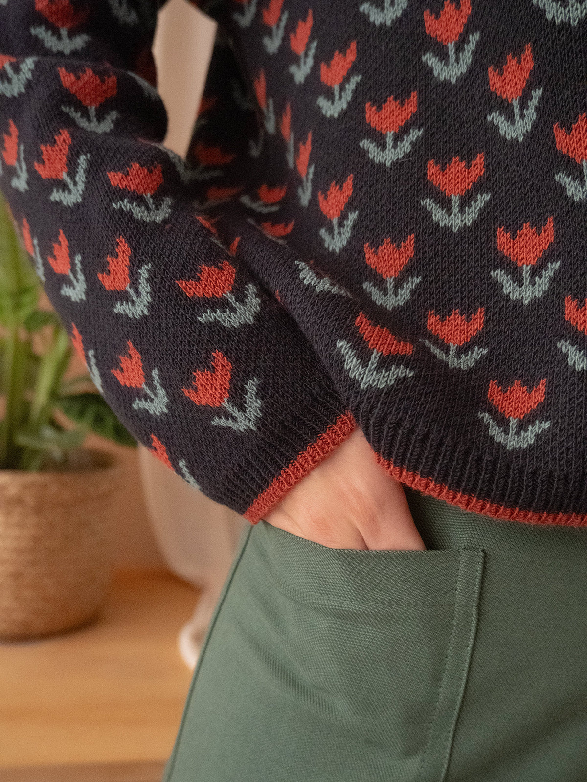 GRETA POPPY SWEATER