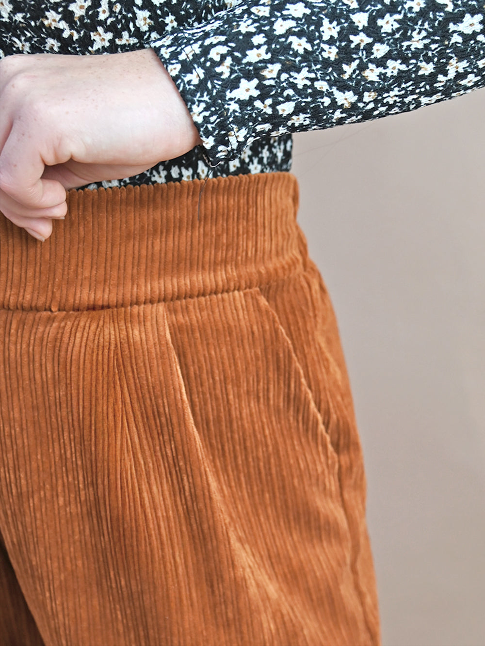 NELLY CÚRCUMA PANTS