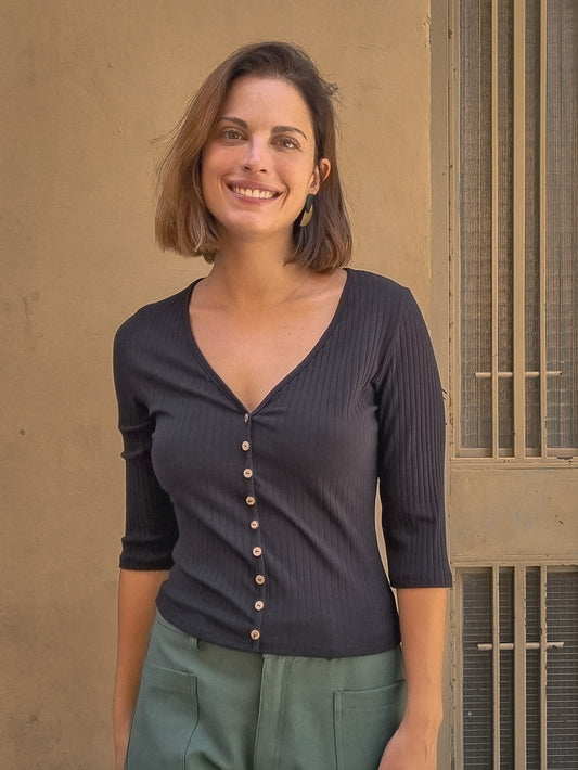 CAMISETA CORA NEGRA