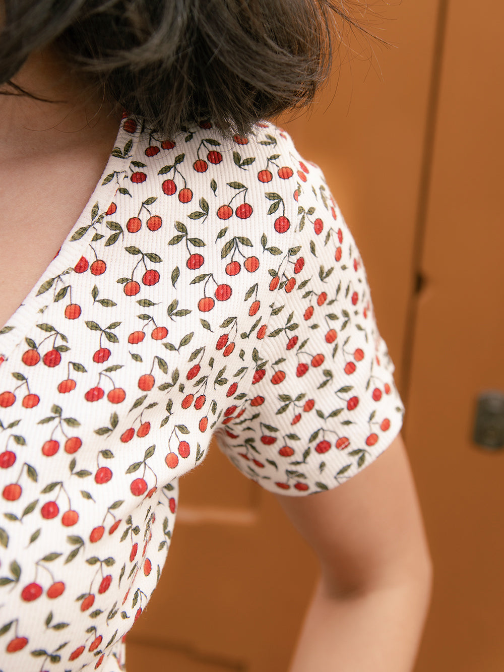 JUDITH CHERRY T-SHIRT