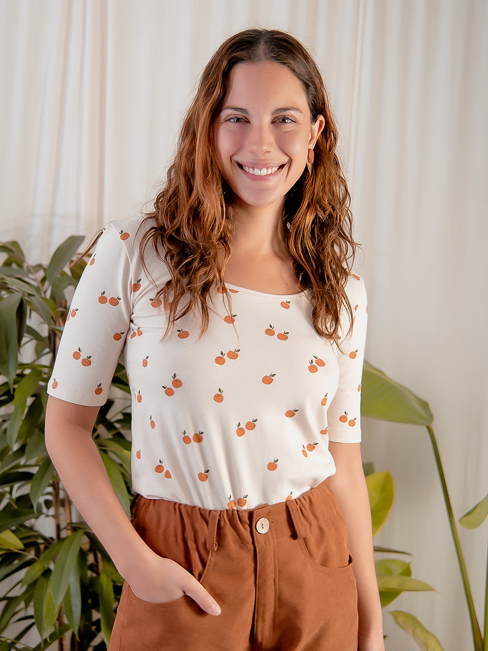 Camiseta Mei en color Peach, detalle 2 – ANTONIETA Barcelona