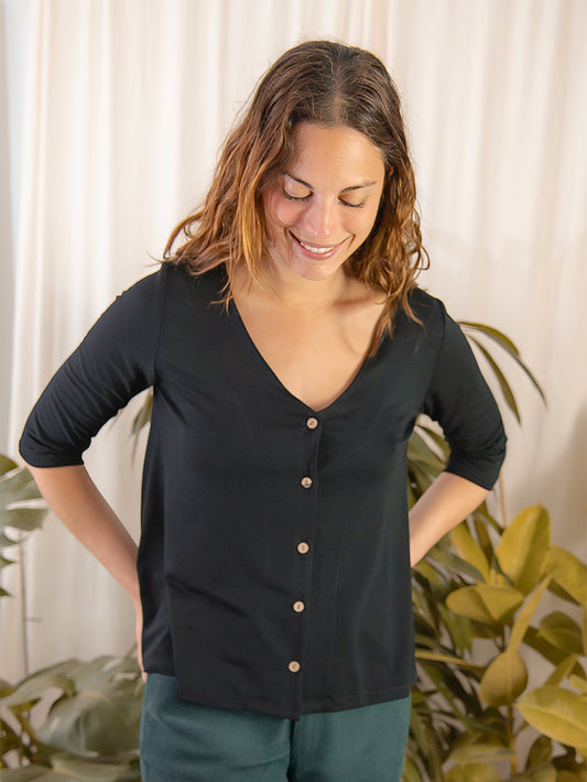 PAULINA BLACK T-SHIRT