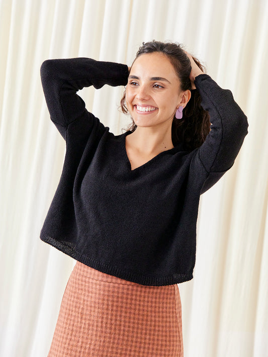 SIENNA BLACK SWEATER
