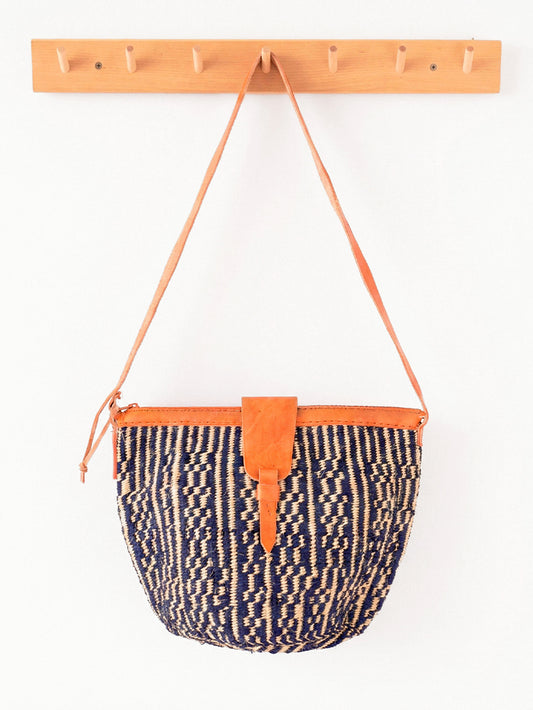 BOSSA VERA NAVY 4