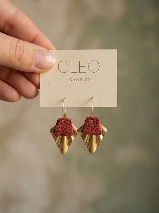 CLEO NEUS MARSALA EARRINGS