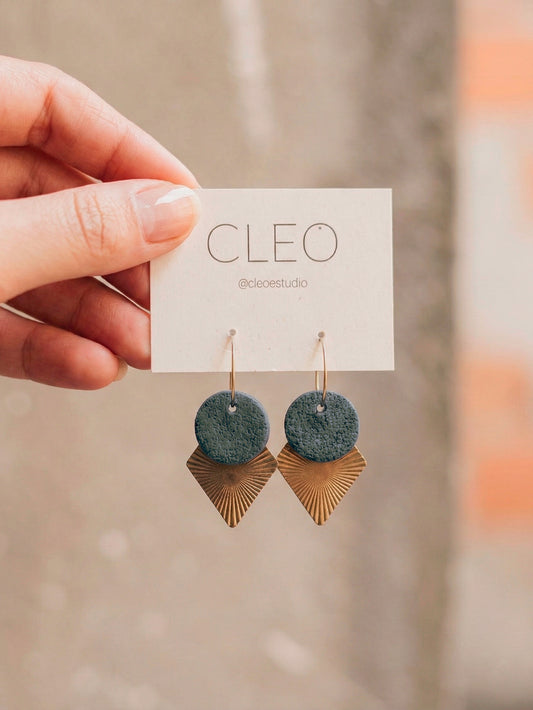 CLEO SALINA EMERALD EARRINGS