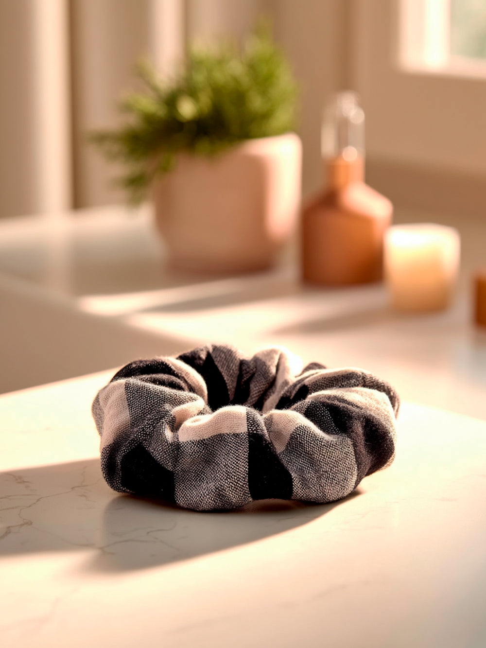 VICHY 2 SOLIDARITY SCRUNCHIE